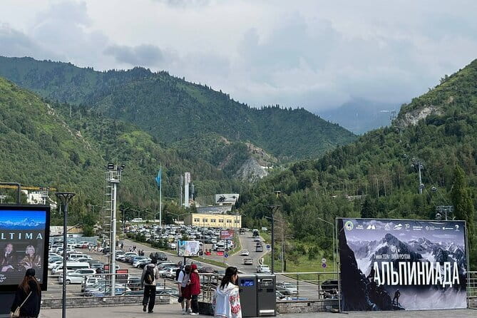 Almaty city tour and Medeu-Shymbulak-Koktobe-Green Bazar - Shymbulak for cable-car views and mountain air