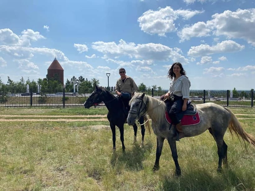 Astana: 2-Day 1-Night Ranch Stay & Tour Historic Mausoleum - Lunch in a yurt, then the Kabanbai Batyr Mausoleum