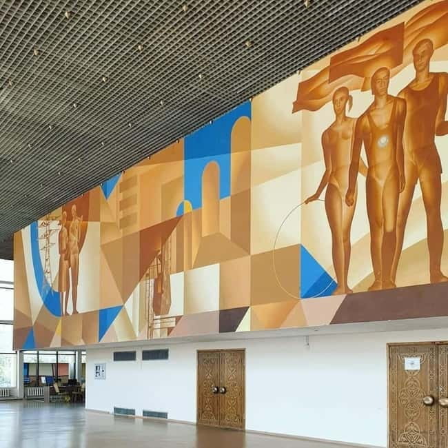 Astana: Old City Tour, Imperialistic and Soviet Architecture - Mosaics, murals, and sculptures that carry a message