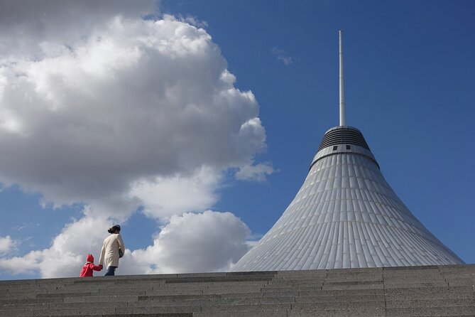 Astana Unveiled: A City Comfort tour with Lunch and Winetasting - Why private transport matters in Astana