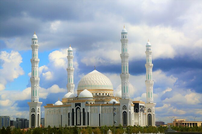 Astana Unveiled: A City Comfort tour with Lunch and Winetasting - Ak Orda Presidential Palace and Astana’s political center