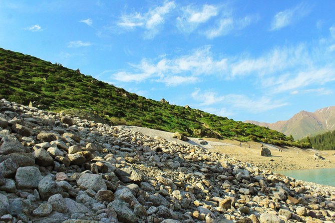 Big Almaty Lake - azure eye of Alatau (+ Ayu gorge) half-day tour - What the private format adds