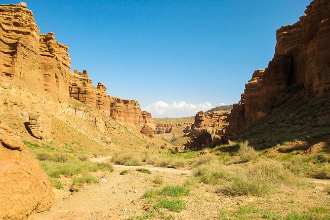 Charyn Canyon - a Place where time stood still... - Four Hours in the Valley of Castles
