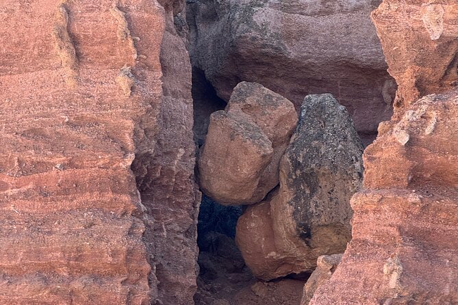 Charyn Canyon and Black Canyon 1 Day Private Tour - Black Canyon adds a different visual rhythm