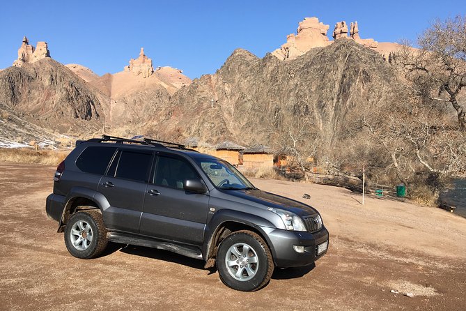 Charyn Canyon Private tour from Almaty, 1 day - Moon Canyon and Bartogai Reservoir