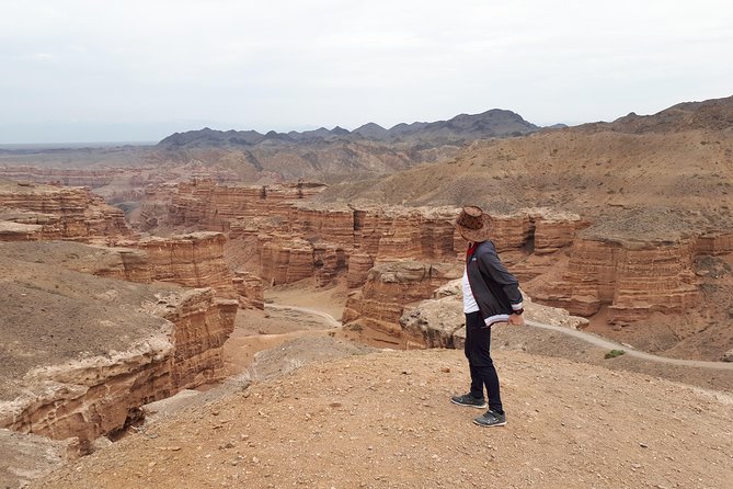 Charyn canyon - Leaving Almaty in a private car