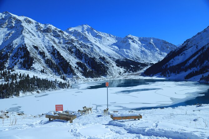 Private Big Almaty Lake Hiking Tour with alternatgive Pipeline - Walking beside the river at Alma-Arasan Gorge