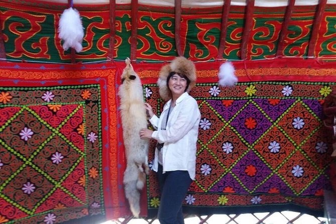 Trip to Kazakh family of Eagle hunters in Astana (6 hours) - Meeting the eagle hunter and seeing the golden eagles