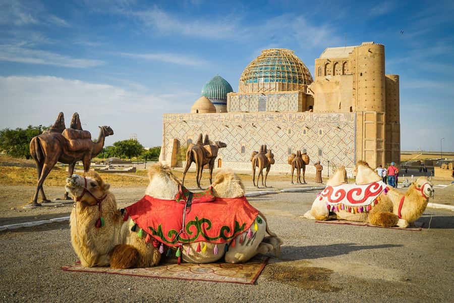 Turkestan Gloriously Isolated - Day Tour from Tashkent - Crossing from Uzbekistan into Kazakhstan